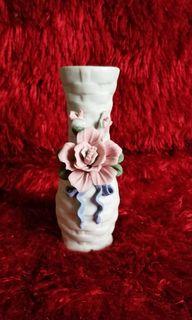 Beautifully handcrafted ceramic flower vase in matte finish and unique design