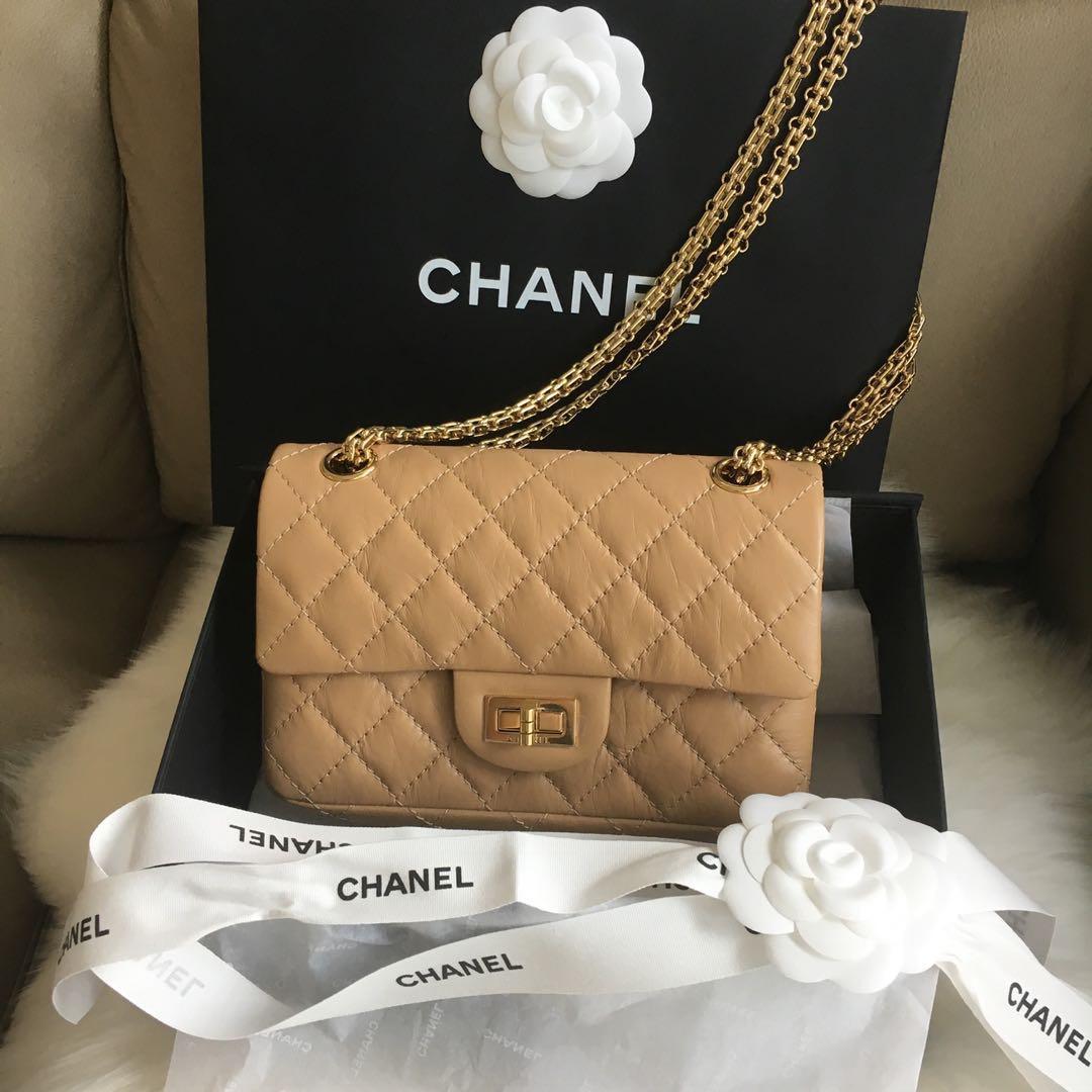 Chanel beige 2.55 online