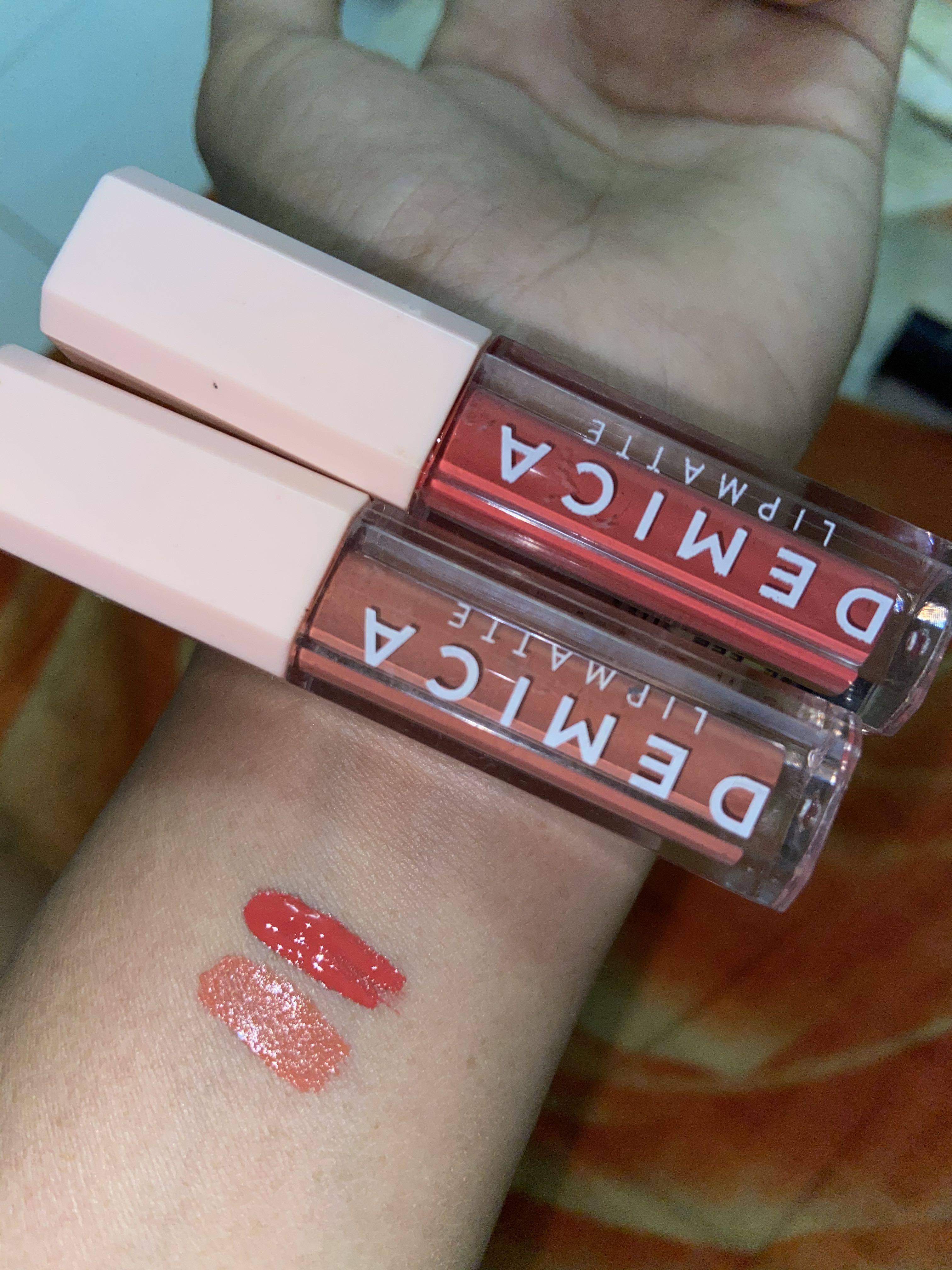 Demica lipmatte