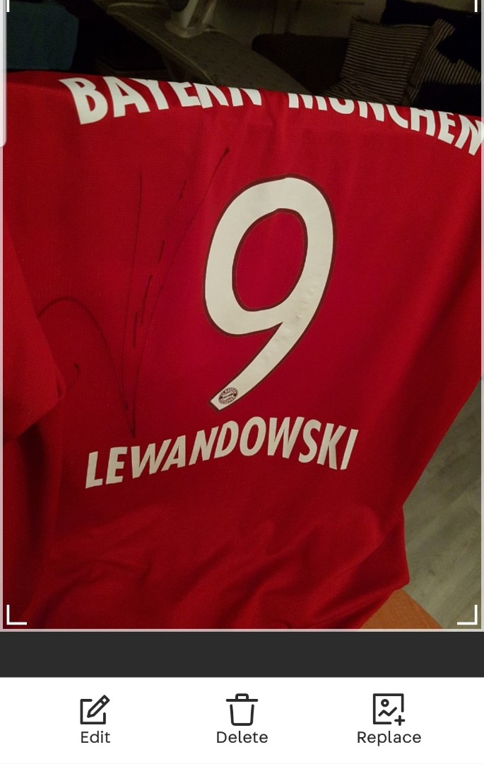 Fc Bayern Munchen Robert Lewandowski Jersey Rare Original Sports Sports Apparel On Carousell