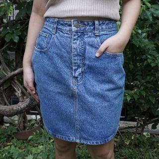vintage high waisted denim skirt