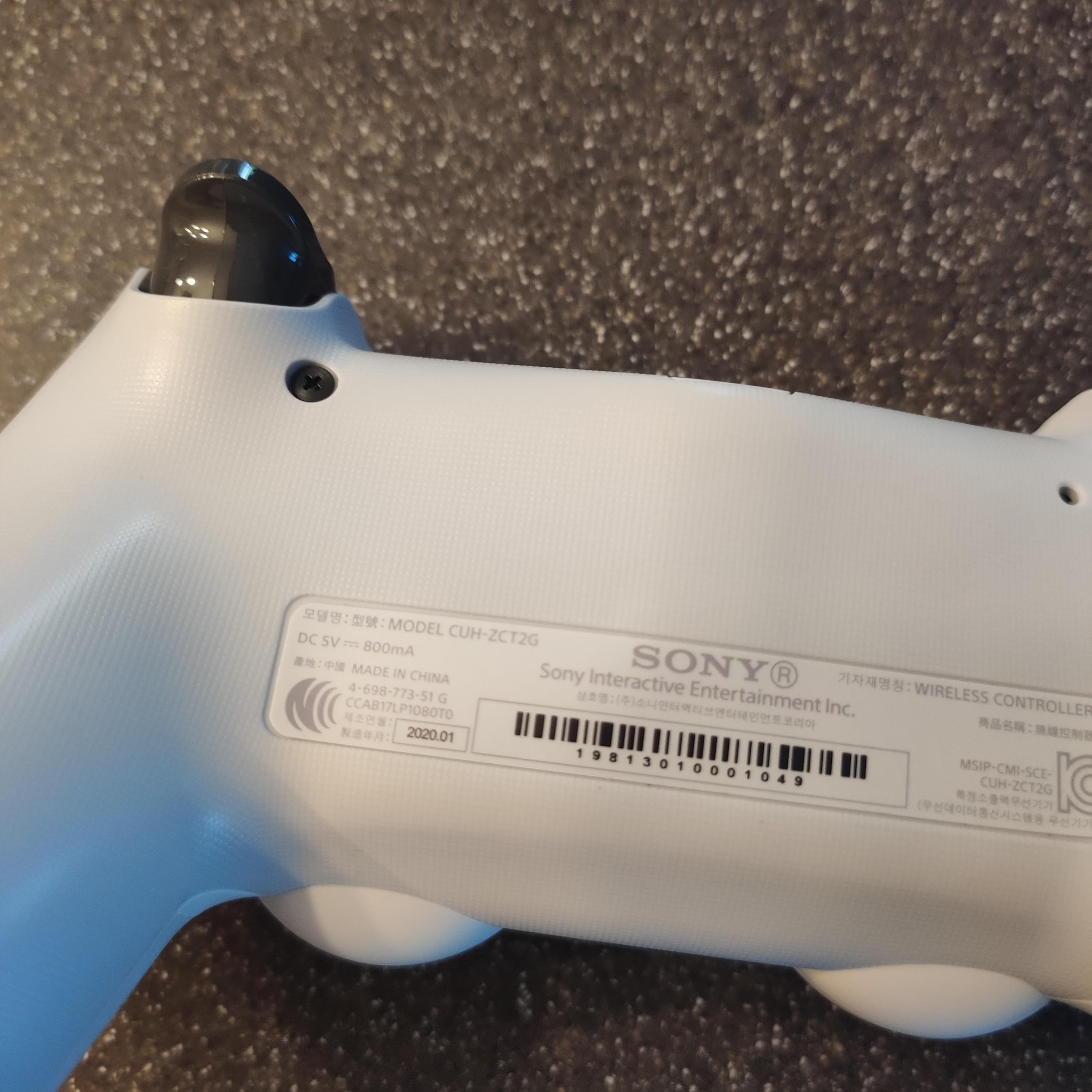 Glacier White PS4 Gen2 DualShock Controller, Video Gaming, Gaming ...