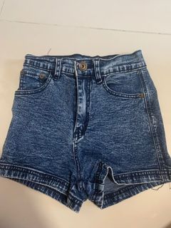 (Category: ) located in . Submitted by s.peiii (Listing ID 1036875300, Image 1). Description: .