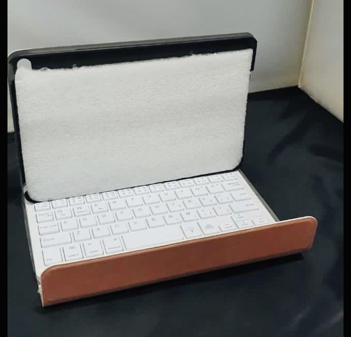 New Ipad Mini 4 5 Case Wireless Keyboard Rose Gold Perfect Condition Electronics Computer Parts Accessories On Carousell