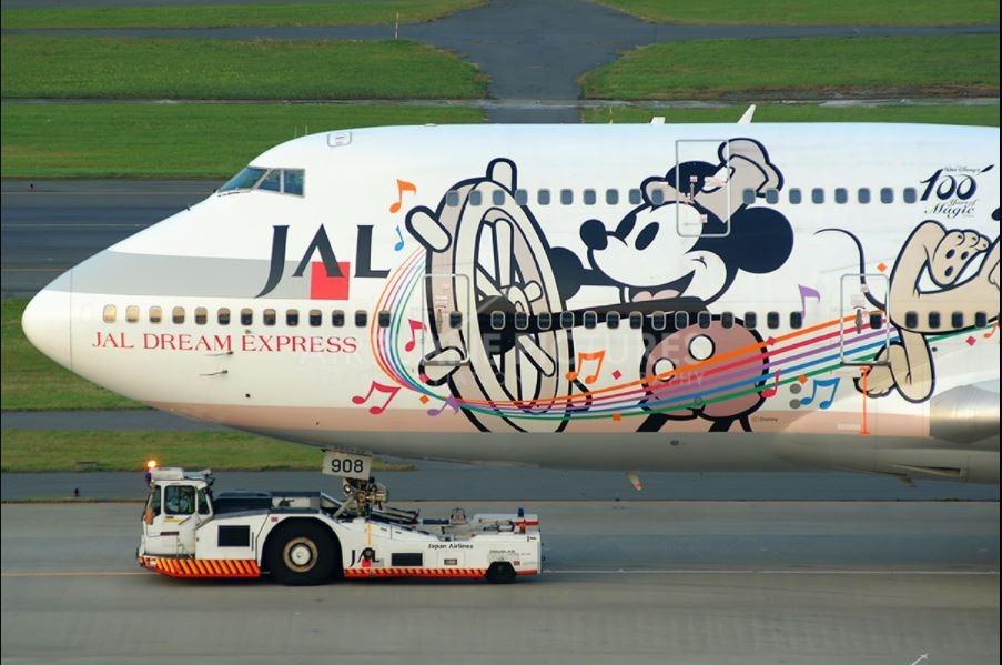 JAL Japan Airlines Disney Dream Express #1 Boeing B747-400 JA8908