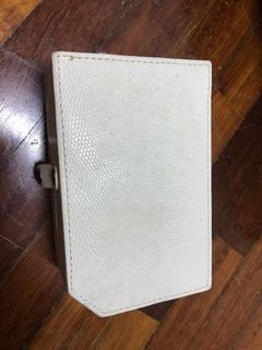 (Category: ) located in . Submitted by hannahyeoh (Listing ID 1036915763, Image 1). Description: .