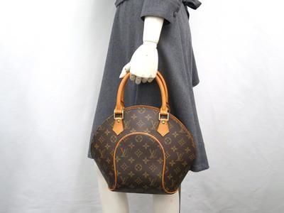 Louis vuitton LV ellipse PM authentic, Women's Fashion, Bags & Wallets,  Purses & Pouches on Carousell