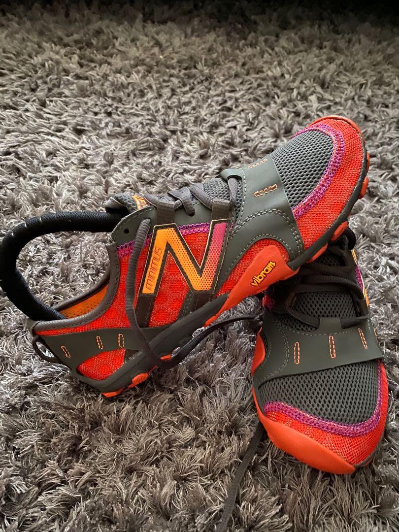 NEW BALANCE minimus vibram Fesyen Wanita Sepatu di Carousell
