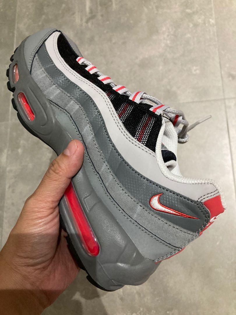 NIKE AIR MAX 95 ESSENTIAL, Men's 