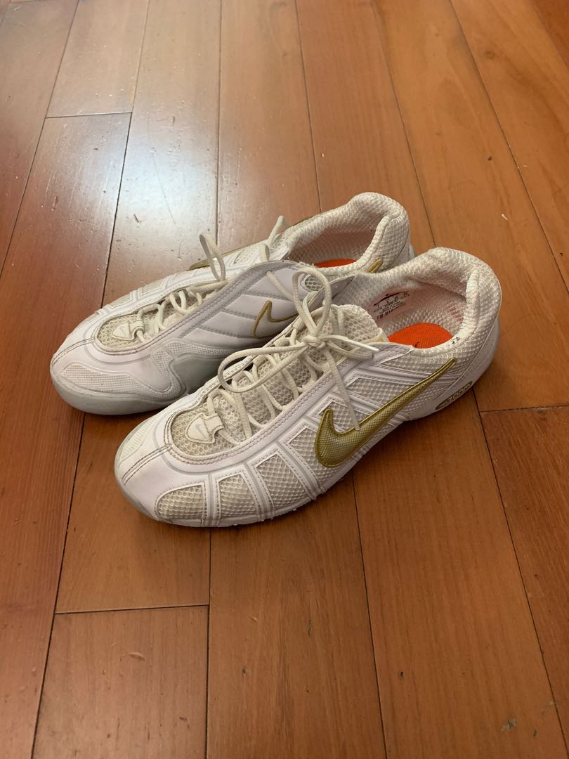 nike fencing shoes