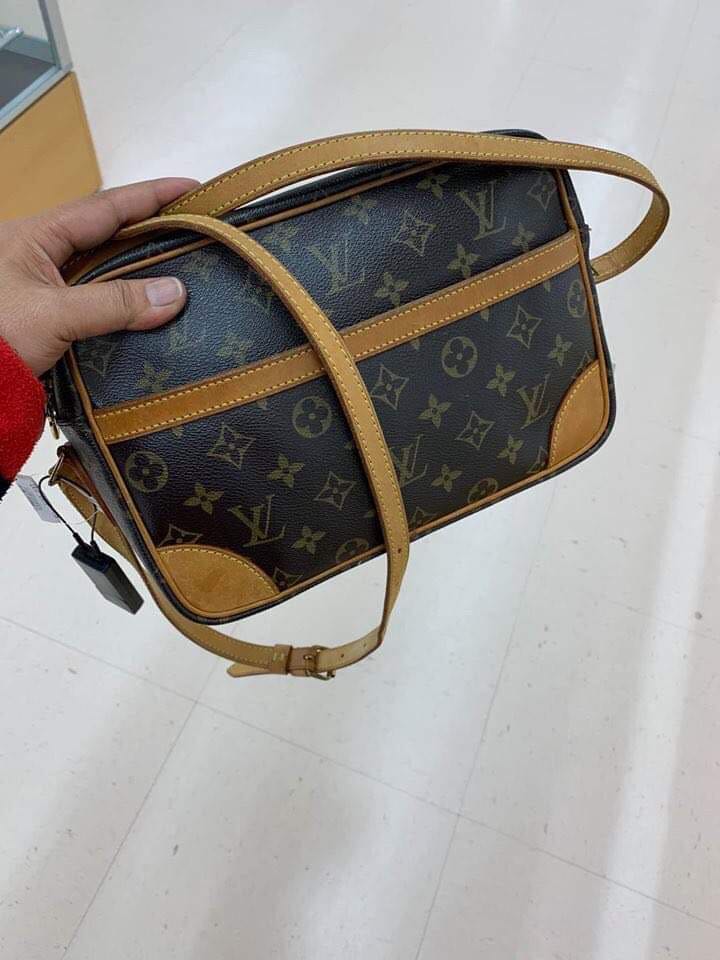 LV Trocadero 27 mono bag, Luxury, Bags & Wallets on Carousell