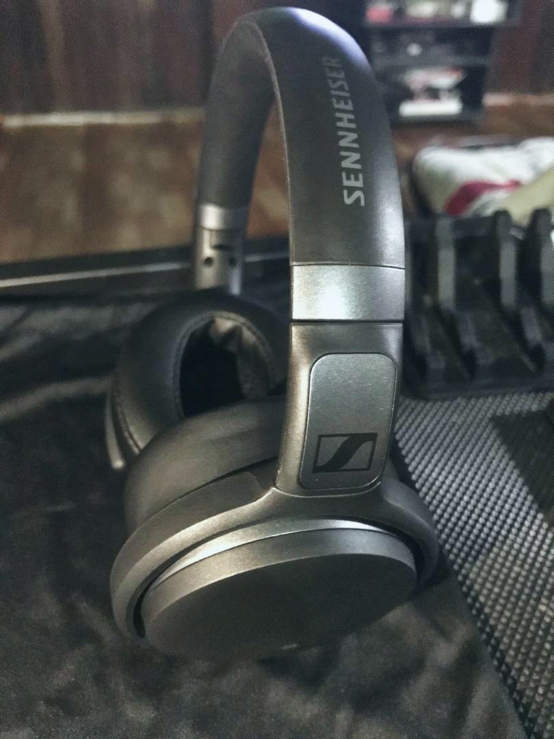 sennheiser hd 4.40bt, Audio, Headphones \u0026 Headsets on Carousell
