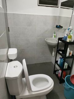 (Category: ) located in . Submitted by MelonCYM (Listing ID 1036997283, Image 1). Description: .