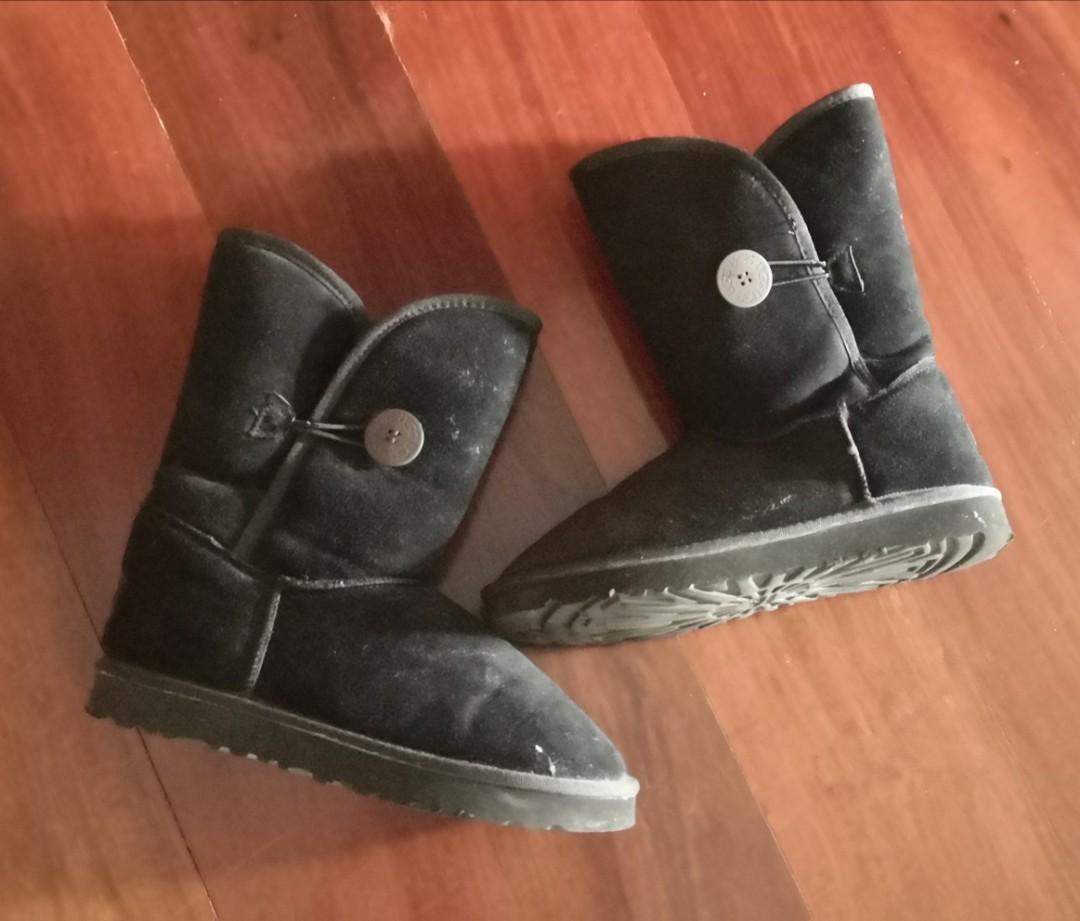 FLASH SALE UGG inspired boots, Women's 