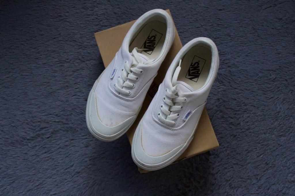 white slip on vans used