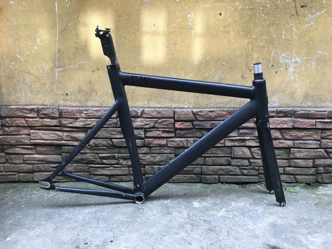 725 frameset 2025