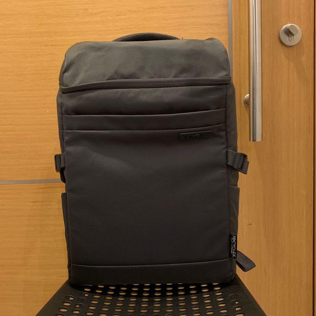American tourister scholar backpack 3l top