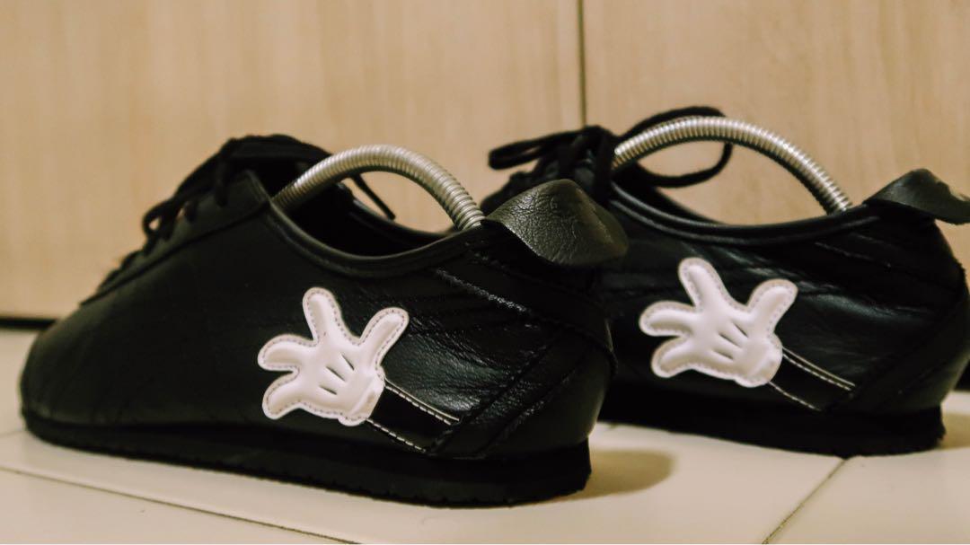 asics tiger mickey mouse