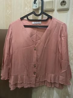 (Kategori: ) berada di . Dikirim oleh acaaaacaaaa (ID iklan 1037181541, Gambar 1). Deskripsi: .