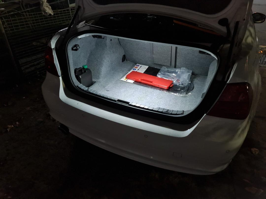 BMW F10, F20, F30 LED and E90 licence plate & truck lights, Car