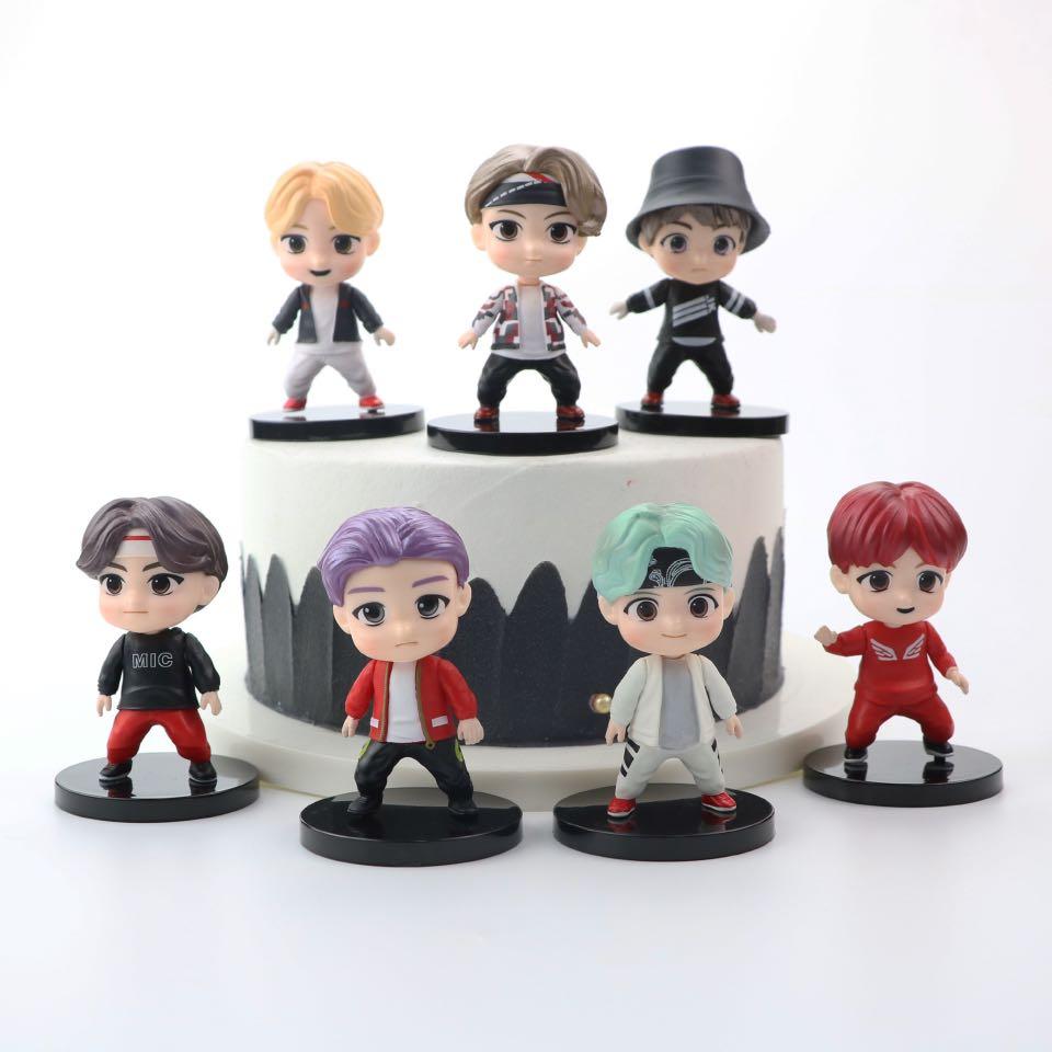 kpop group figurines