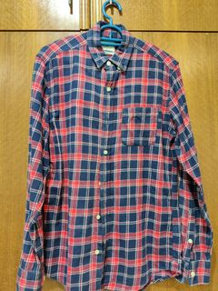 (Category: ) located in . Submitted by jiawei1997 (Listing ID 1037172309, Image 1). Description: .