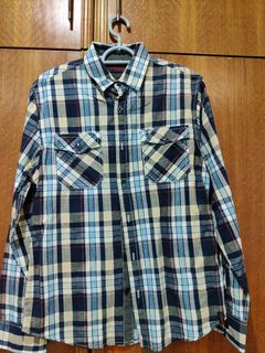 (Category: ) located in . Submitted by jiawei1997 (Listing ID 1037172525, Image 1). Description: .