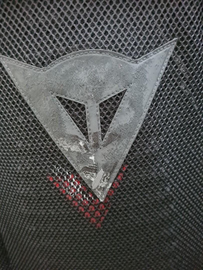 Dainese city guard store