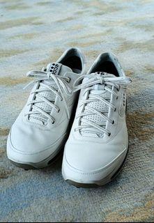 used ecco shoes
