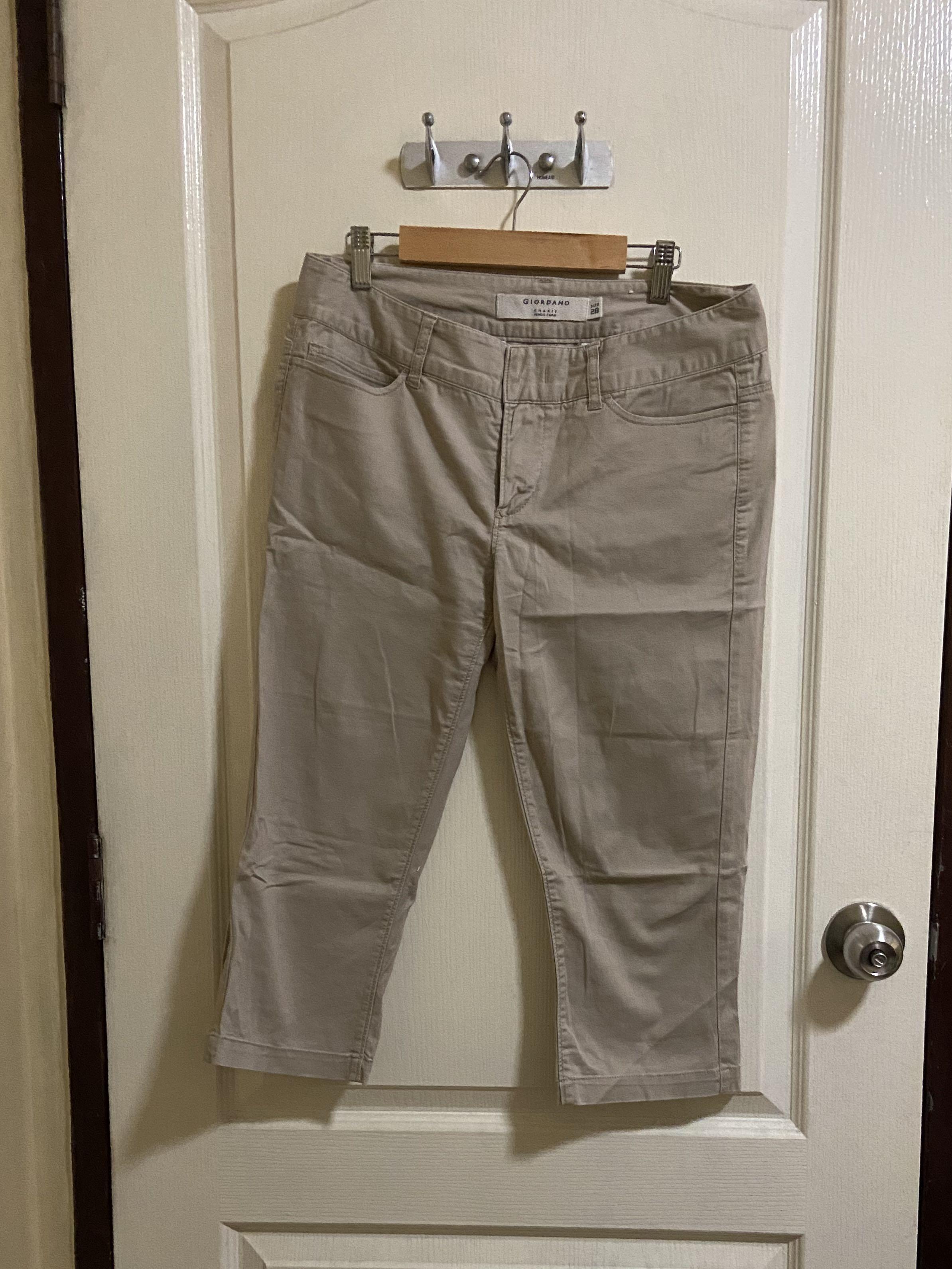 Guardians Khakis (Category: Other Bottoms) located in Pasig City. Submitted by unit405 (Listing ID 1037088716, Image 2). Description: Waist 28.