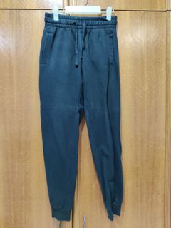 (Category: ) located in . Submitted by jiawei1997 (Listing ID 1037179371, Image 1). Description: .