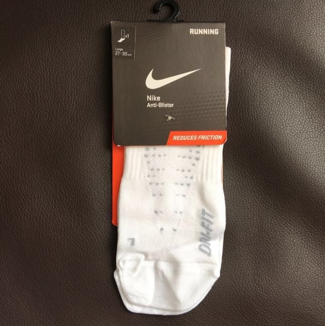 Nike Dri-Fit Anti-Blister/ Reduces Friction Socks (SX4469), Fashion, Activewear on Carousell