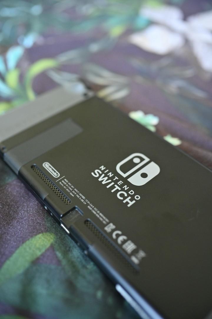 Nintendo Switch Console 1st Gen, Video Gaming, Video Game Consoles ...