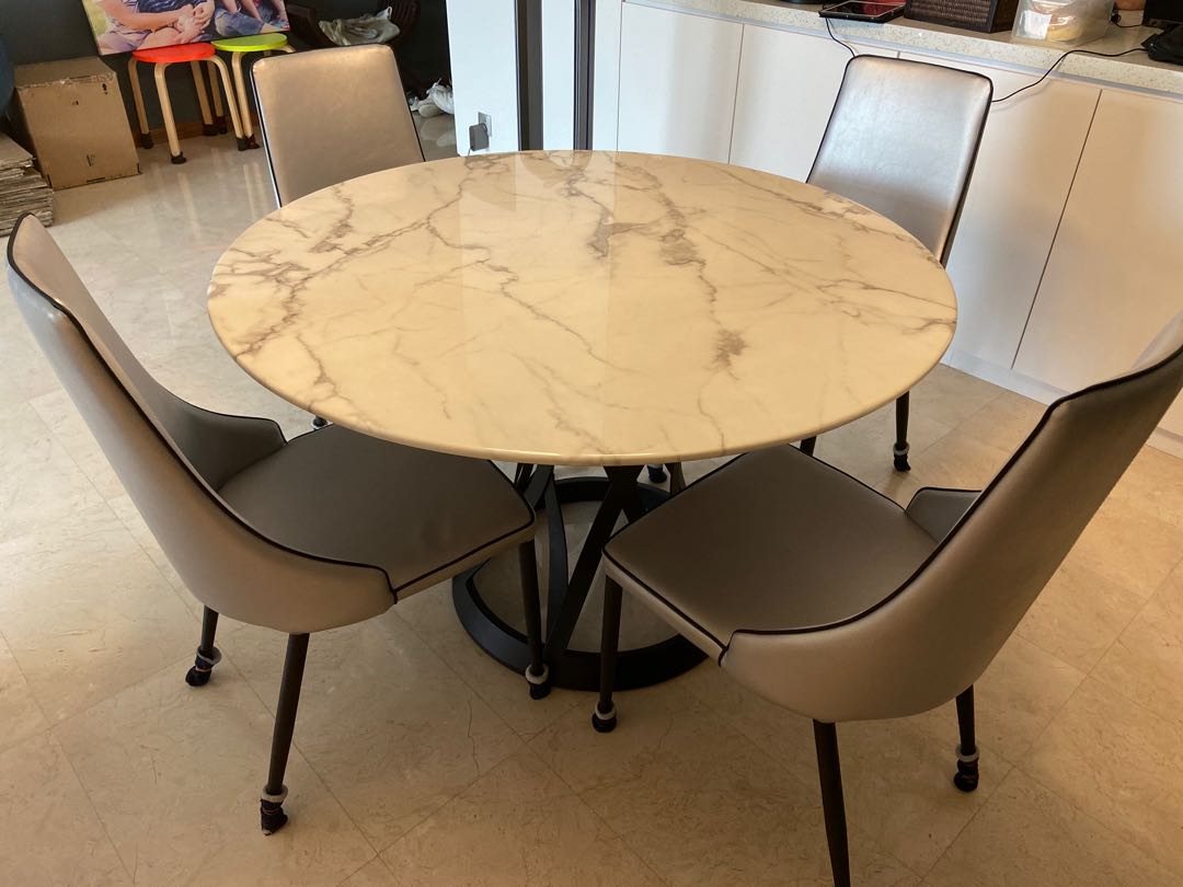 Round quartz dining table and chairs for sale, Furniture & Home Living
