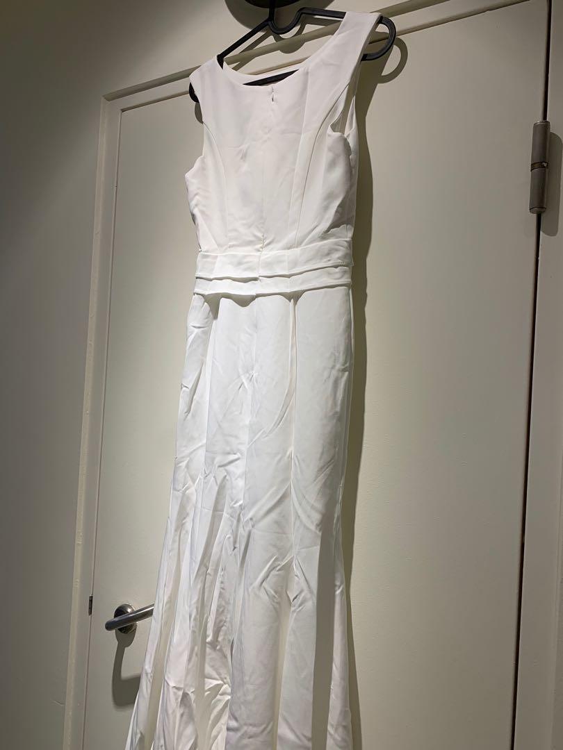 White A line Dress Brand new Women s Fashion Tops Sleeveless