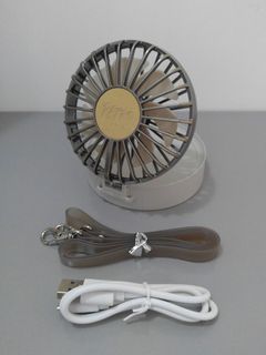 （分類：）位於 。 由 fun.fun.store 提交（商品編號 1037325091，圖片 1）。簡介： 。