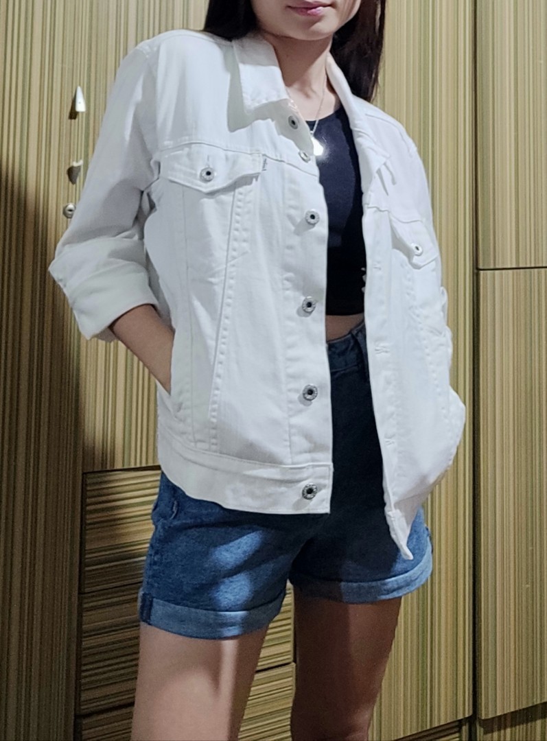 Authentic Levi's White Denim Jacket, Women's Fashion, Coats, Jackets