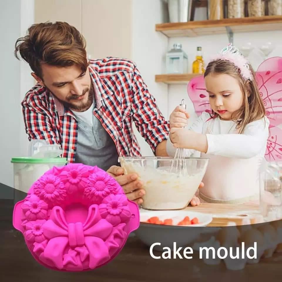 Bow hot sale cake pan