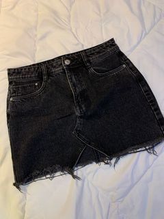(Category: ) located in . Submitted by margaux09 (Listing ID 1037391004, Image 1). Description: .