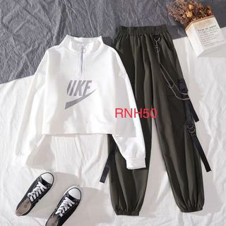（分類：）位於 。 由 rnhstore94 提交（商品編號 1037365546，圖片 1）。簡介： 。