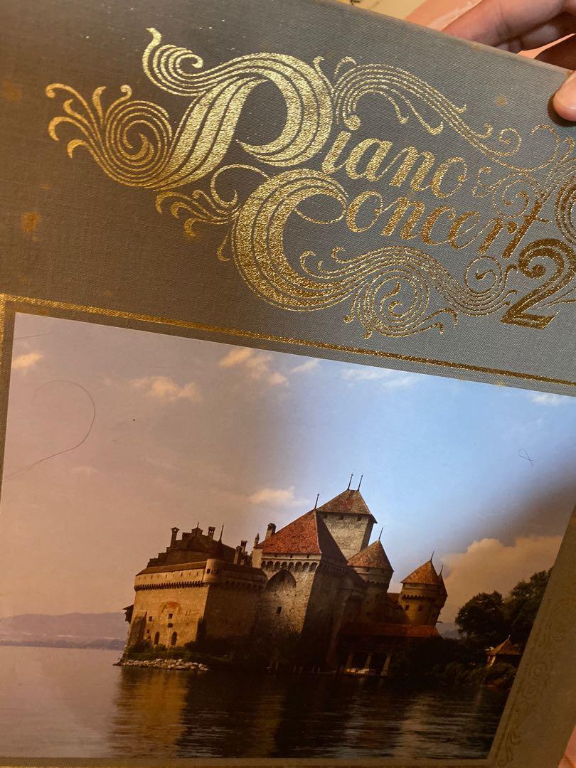 Classical music ( Piano concert ) (Category: Vinyls) located in Valenzuela. Submitted by serenity25 (Listing ID 1037389201, Image 1). Description: 16 vinyls F. Schubert Postnikova and Rozhdestvensky.