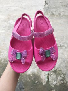 Orginal Crocs slippers with 4 pins 