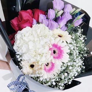 Designer series hydrangea bouquet DS036