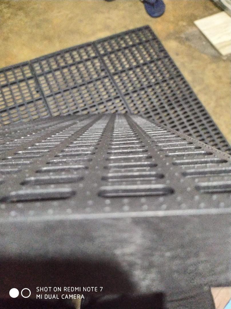 Dog matting for sale (Category: Homes & Other Pet Accessories) located in Manila. Submitted by olivia6th (Listing ID 1037367681, Image 3). Description: Dog matting for sale size 1x3ft Available colors : Black 95/pc. Red 110/pc. Blue 110/pc. Green 110/pc. Yellow 110/pc. Standard HDPE White 145/pc Heavy duty HDPE White 190 +sf shoulder by buyer. 😊.