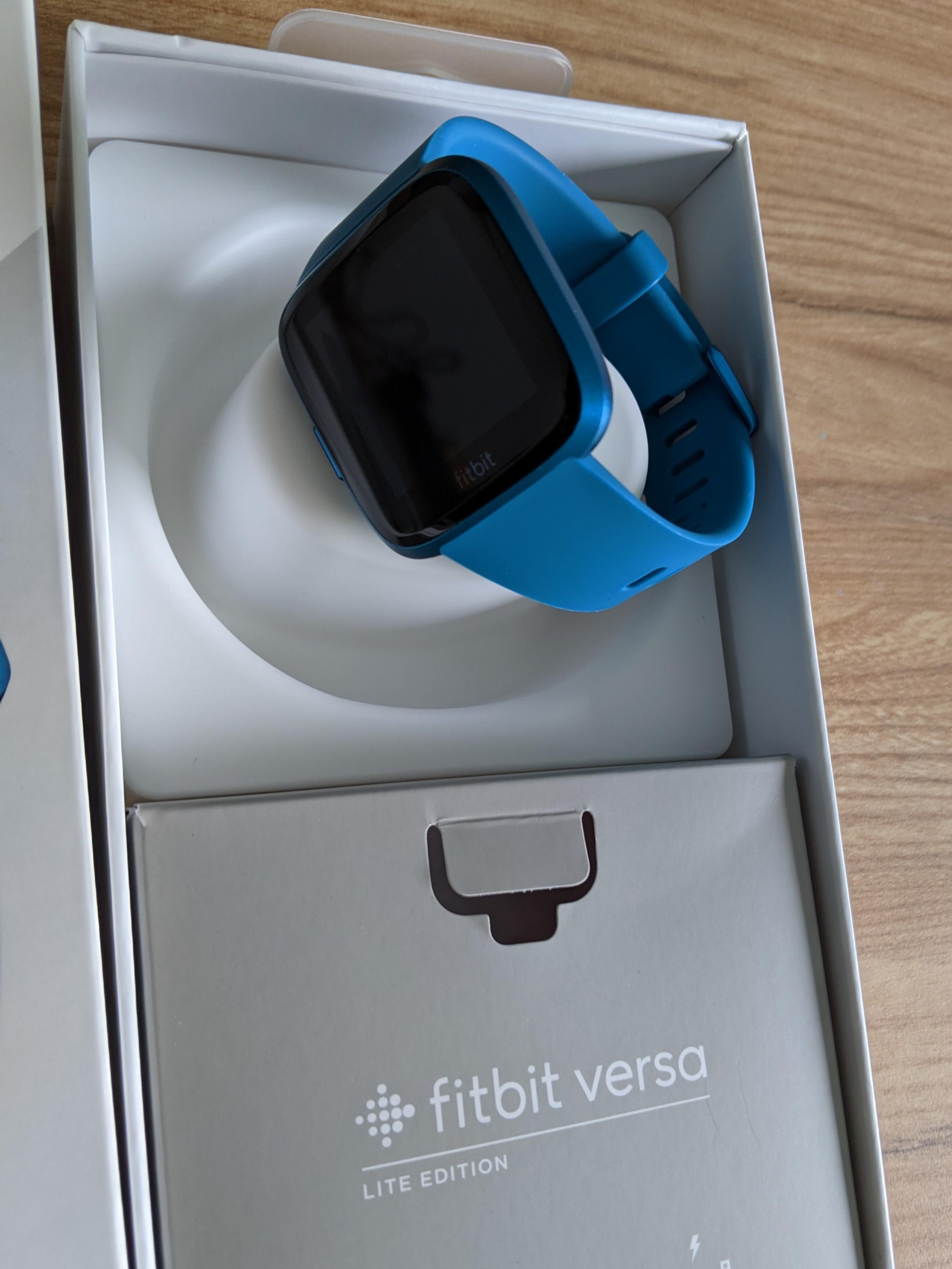 Versa lite marina blue top