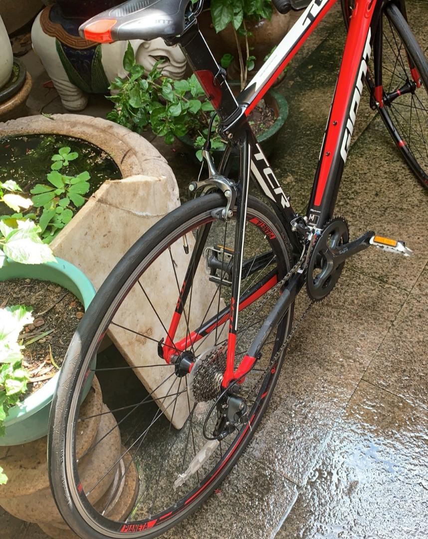 Giant TCR 6300, Sports Equipment, Bicycles & Parts, Bicycles on Carousell