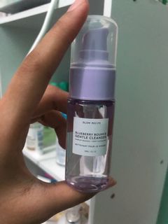 (Category: ) located in . Submitted by aqilah_declutters (Listing ID 1037307504, Image 1). Description: .