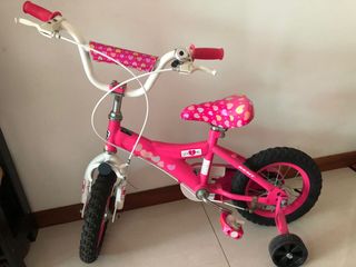 (Category: ) located in . Submitted by lia.gu (Listing ID 1037332902, Image 1). Description: .