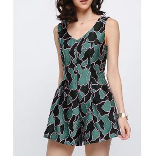 (Category: ) located in . Submitted by classyfudge (Listing ID 1036870081, Image 1). Description: .
