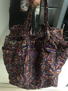 （分類：）位於 。 由 iriskeung1 提交（商品編號 1037396395，圖片 1）。簡介： 。